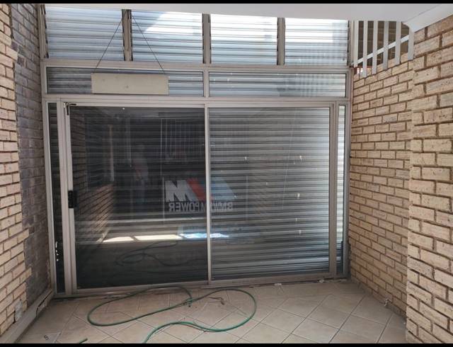 1,000M² WAREHOUSE TO LET IN KRUGERSDORP CENTRAL